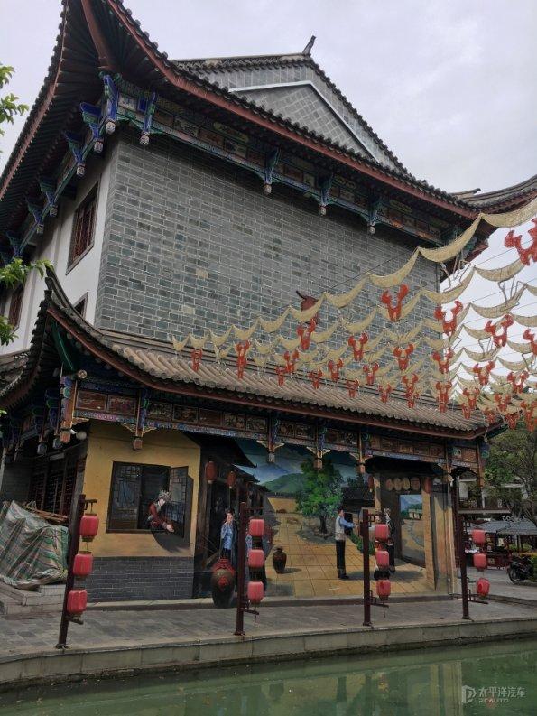 对方说必须是好消息怎么回复有人说你发的信息必须回复，我该怎么说？